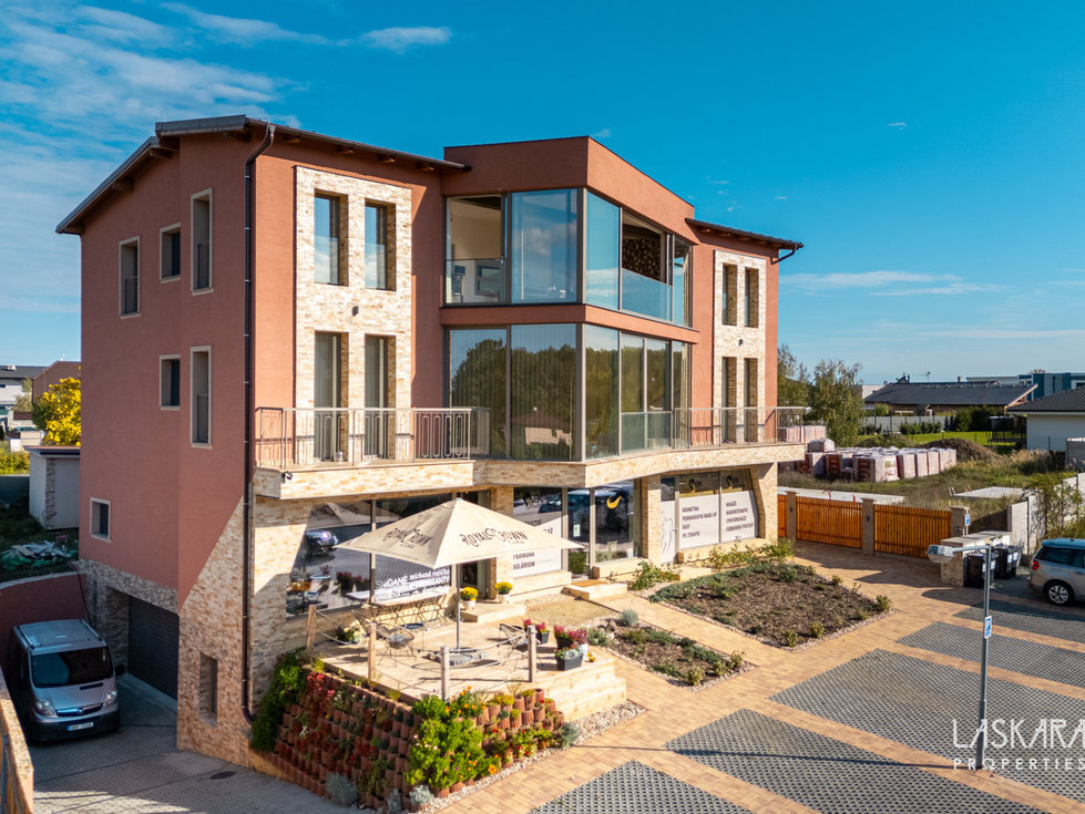 Prodej obchodu 178 m², Úvaly