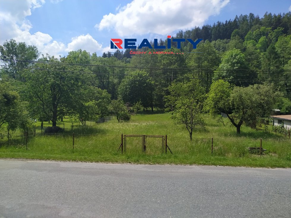 Prodej stavební parcely 1408 m², Svojanov