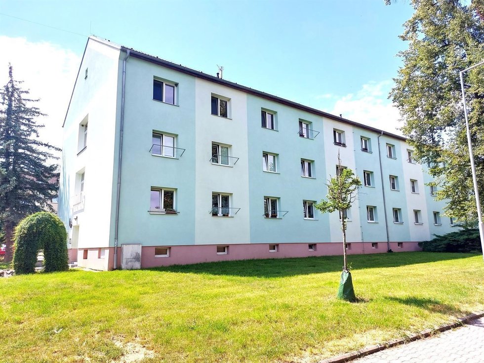 Prodej bytu 2+1 47 m², Stochov