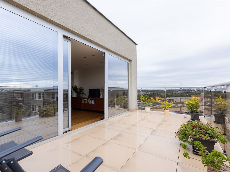 Pronájem bytu 2+kk 63 m², Praha