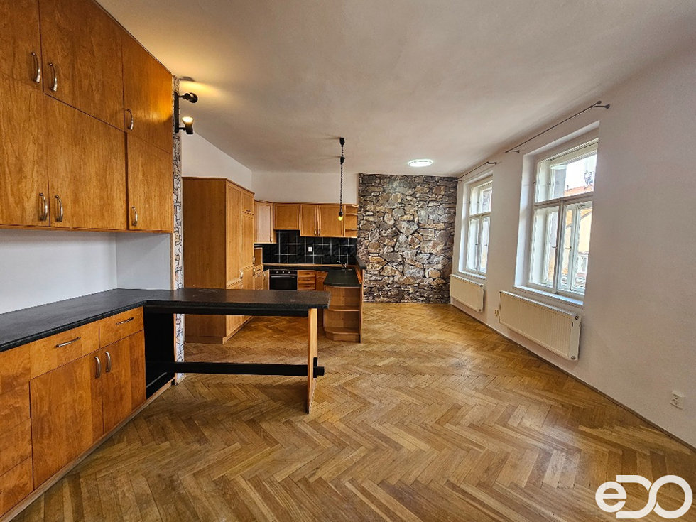 Pronájem bytu 2+kk 73 m², Praha