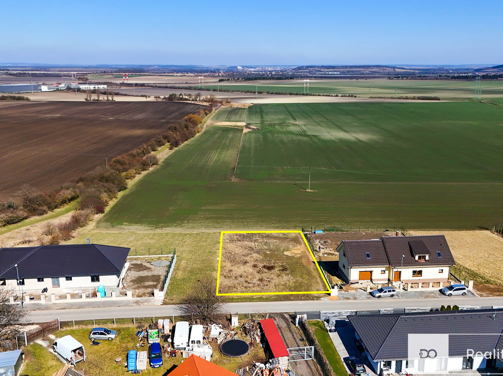 Prodej stavební parcely 1165 m², Vykáň
