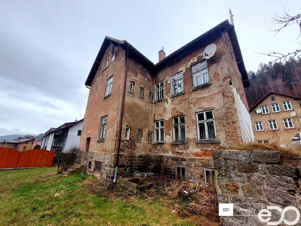Prodej činžovního domu 257 m², Desná