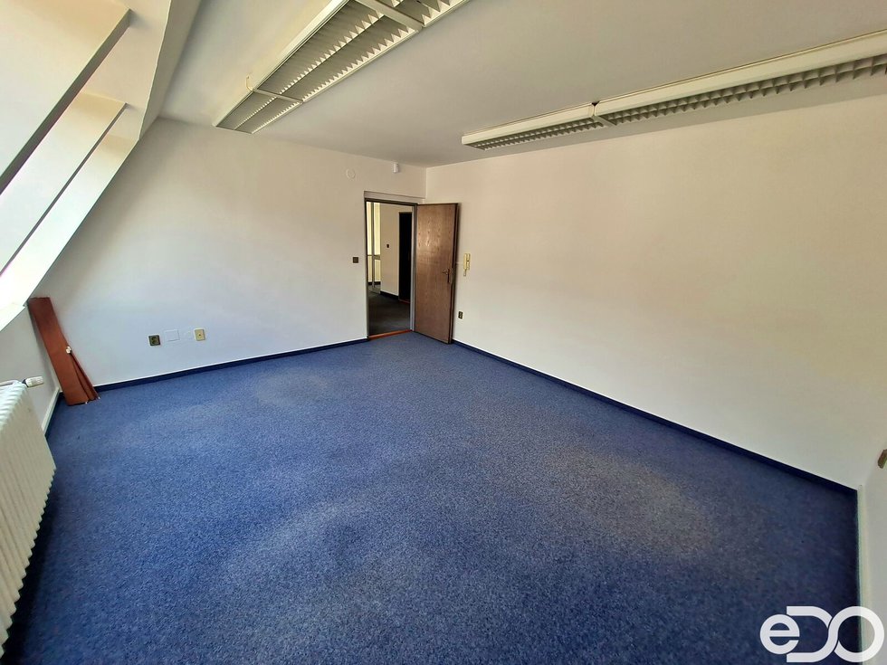 Pronájem kanceláře 86 m², Liberec