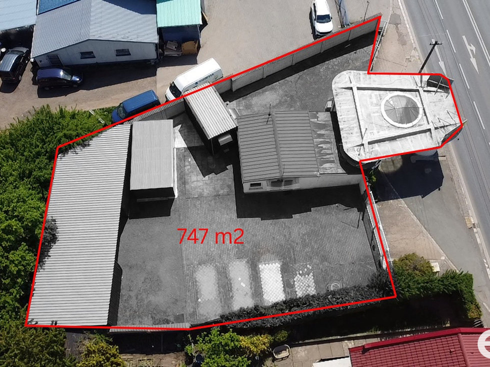 Pronájem komerčního pozemku 747 m², Hradec Králové