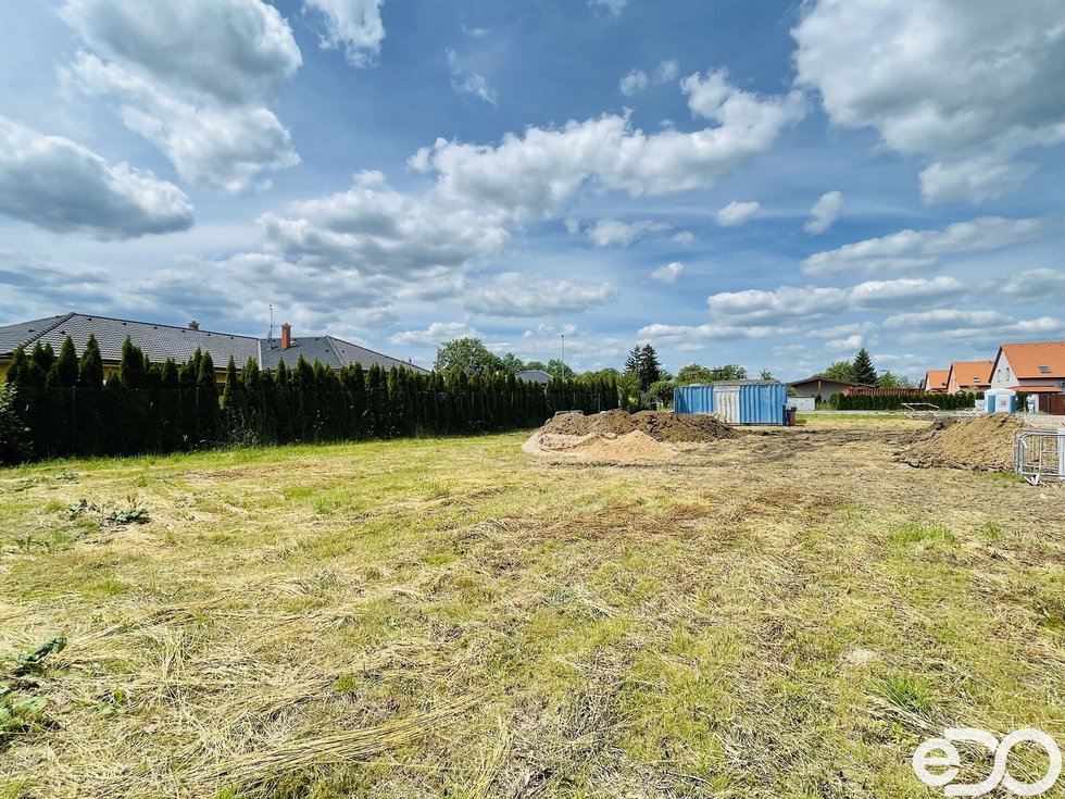 Prodej stavební parcely 974 m², Církvice