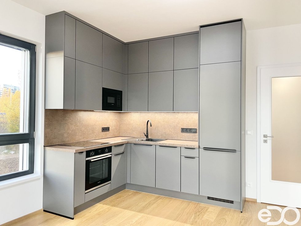 Pronájem bytu 2+kk 59 m², Praha