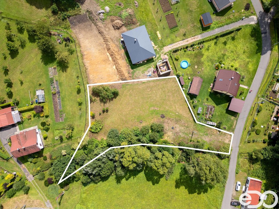 Prodej stavební parcely 2393 m², Plavy