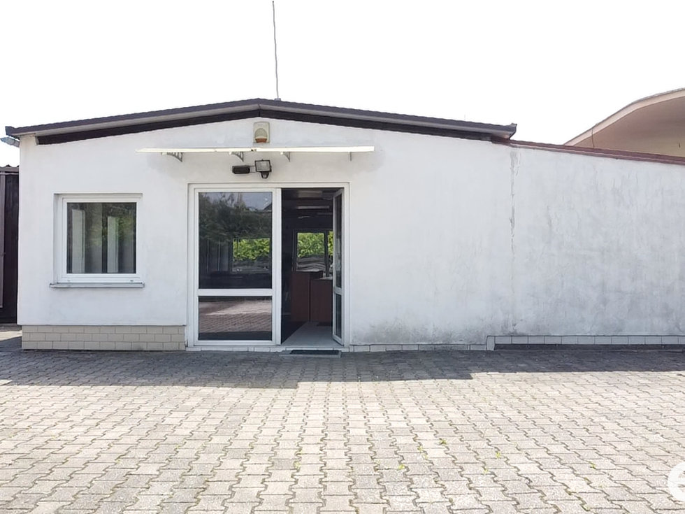 Pronájem komerčního pozemku 747 m², Hradec Králové