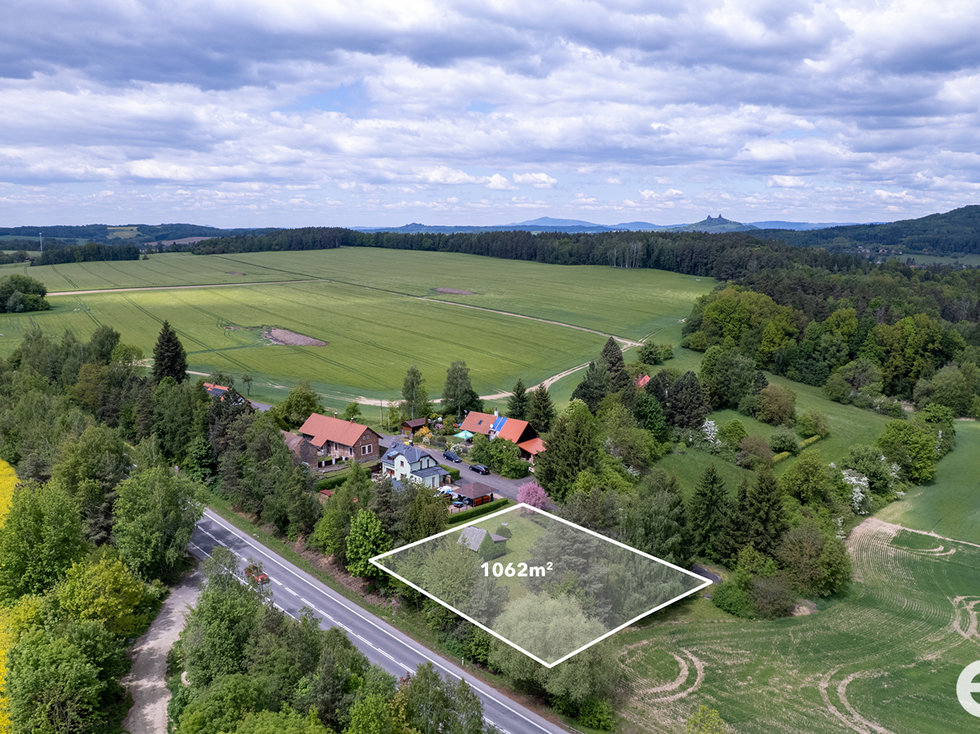 Prodej stavební parcely 1062 m², Ohařice