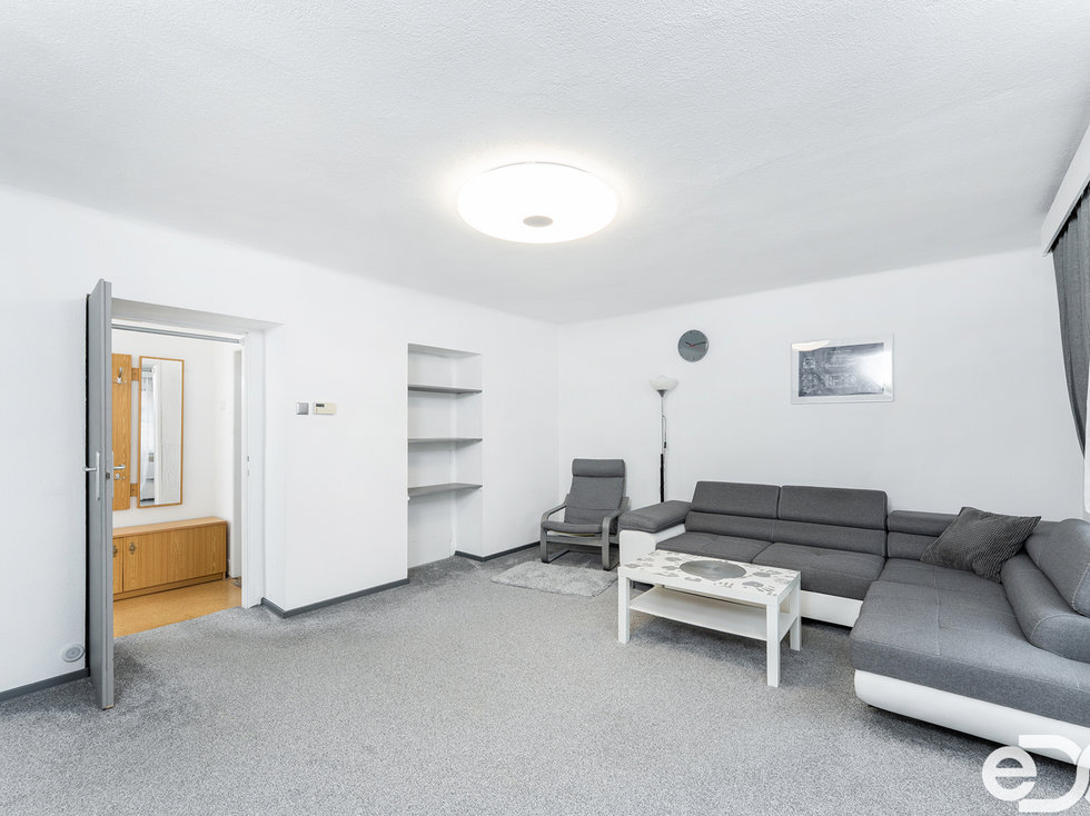 Prodej bytu 2+1 51 m², Chocerady
