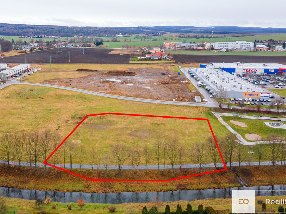 Prodej komerčního pozemku 5300 m², Chrudim