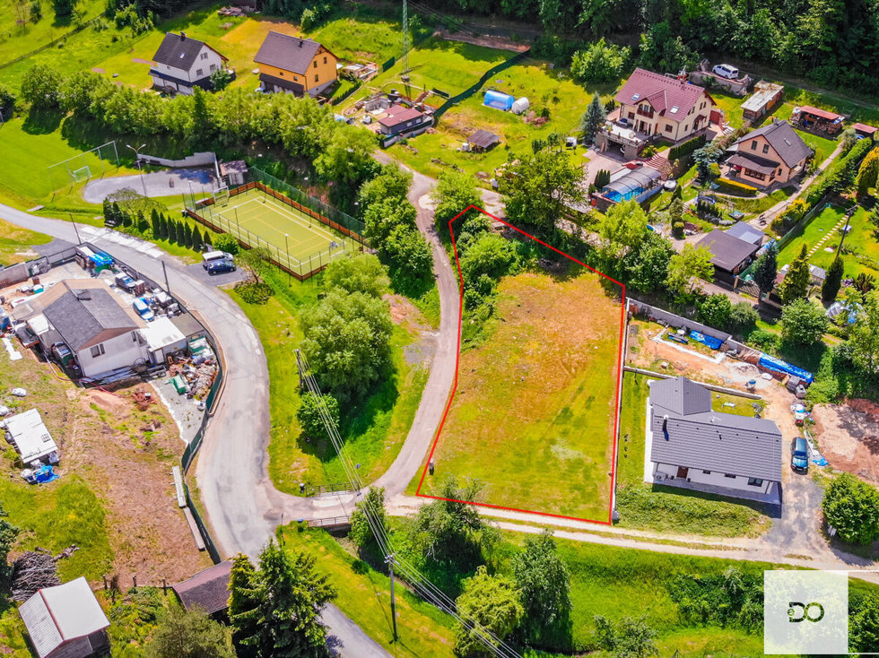 Prodej stavební parcely 1131 m², Hrdlořezy