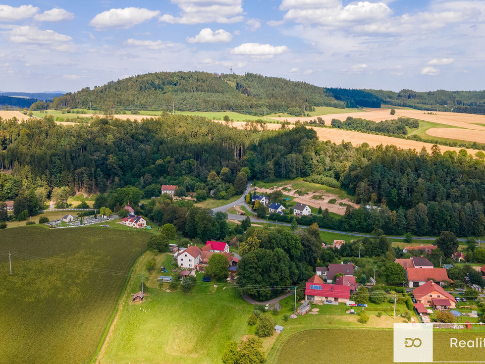 Prodej stavební parcely 800 m², Řetůvka