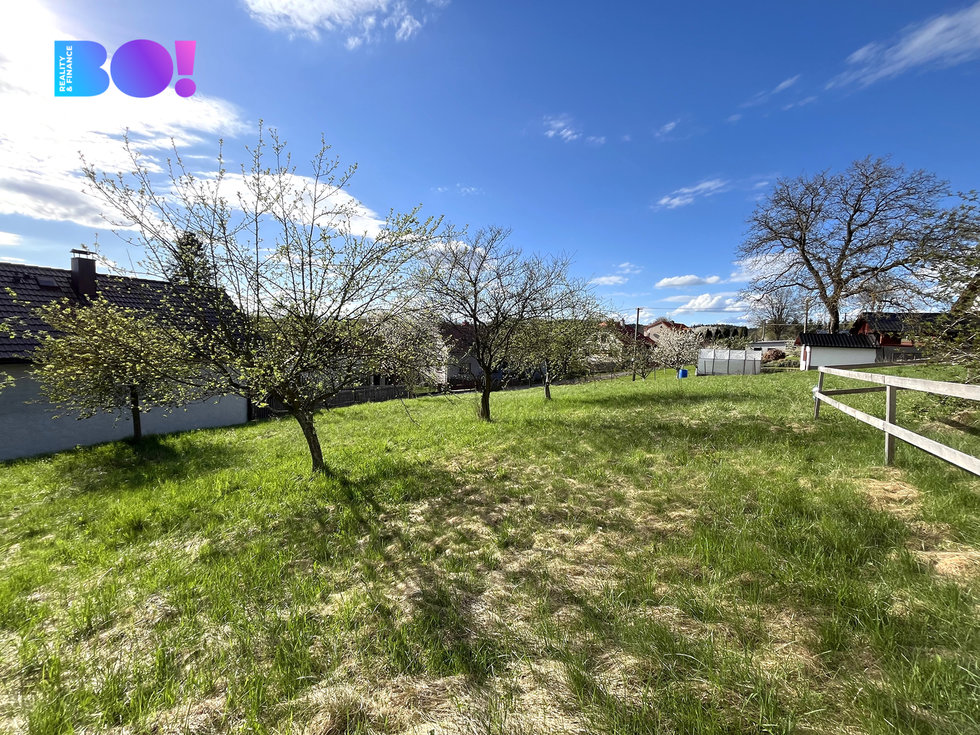 Prodej zahrady 1080 m², Lhotka