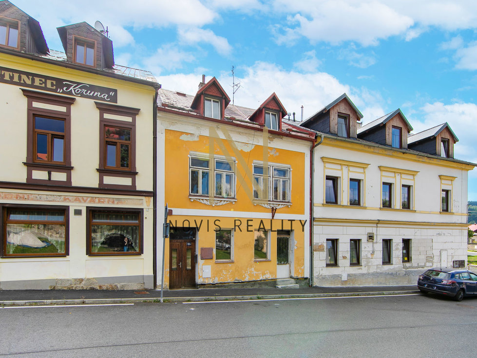 Prodej rodinného domu 240 m², Bečov nad Teplou