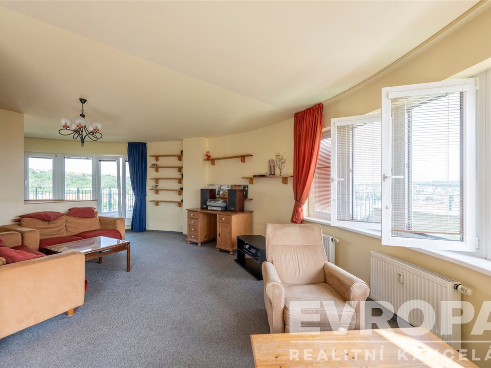 Pronájem bytu 5+1 a více 204 m², Praha