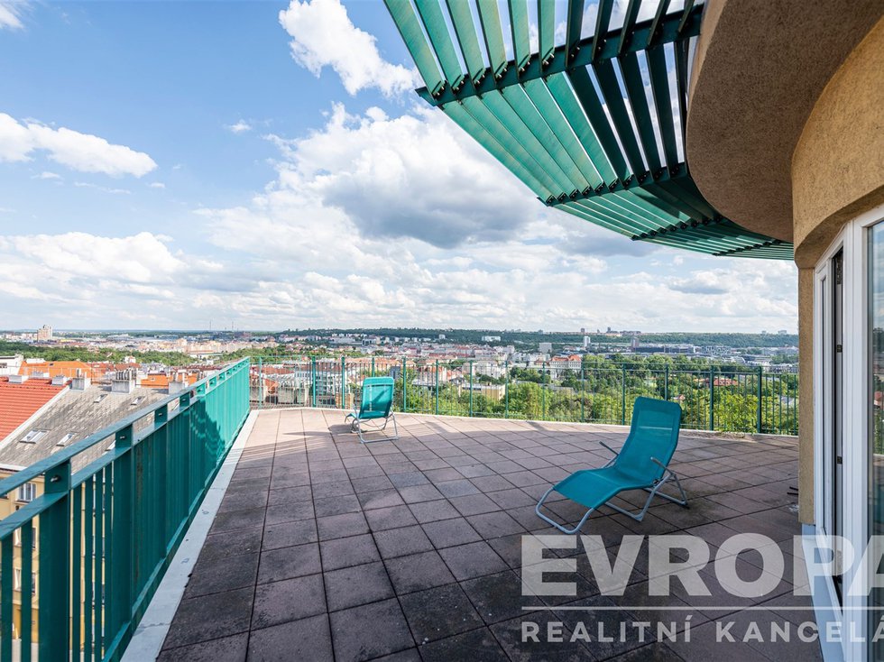 Pronájem bytu 5+1 a více 204 m², Praha