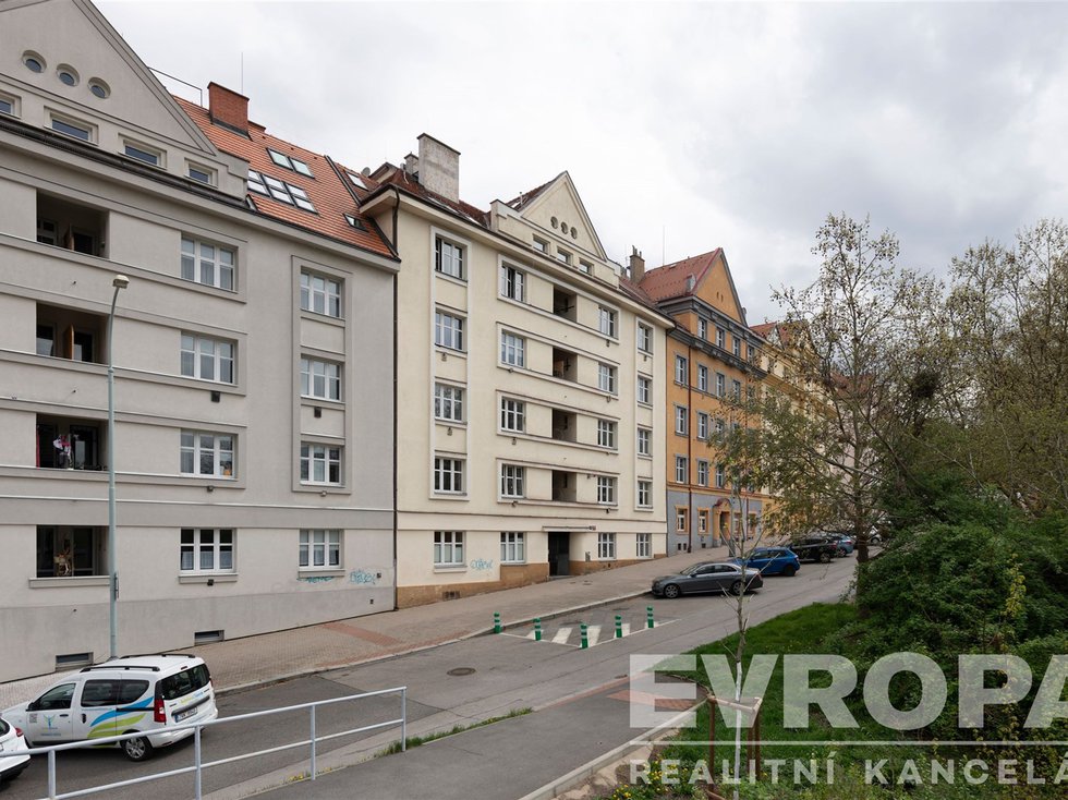 Pronájem bytu 2+1 56 m², Praha
