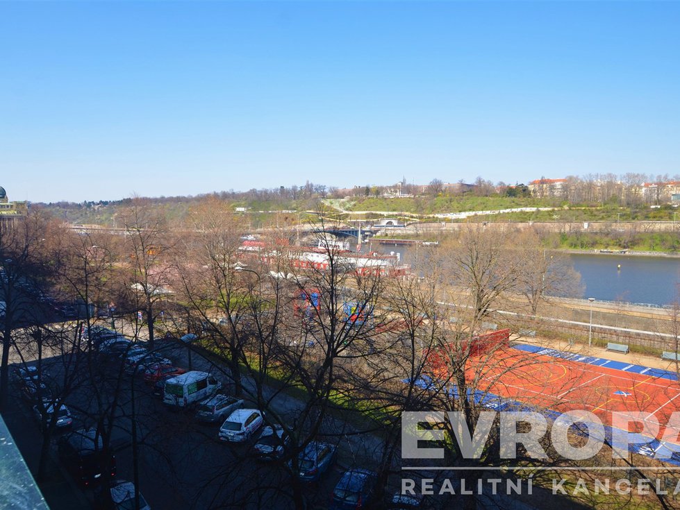 Prodej bytu 4+kk 100 m², Praha