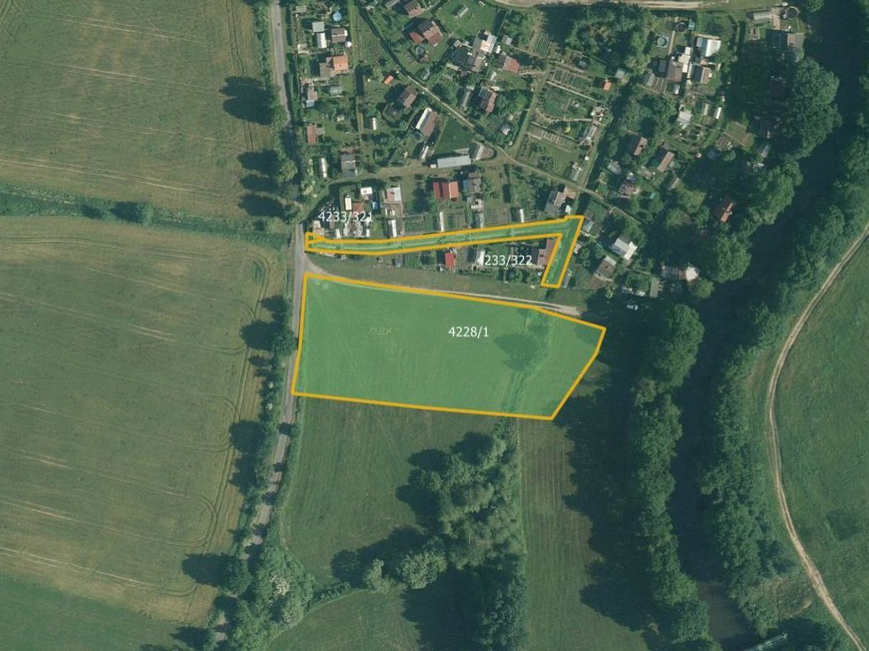 Prodej zemědělské půdy 8821 m², Veselí nad Lužnicí