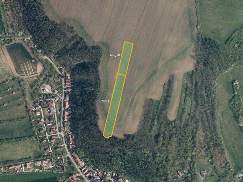 Prodej zemědělské půdy 10303 m², Sazená
