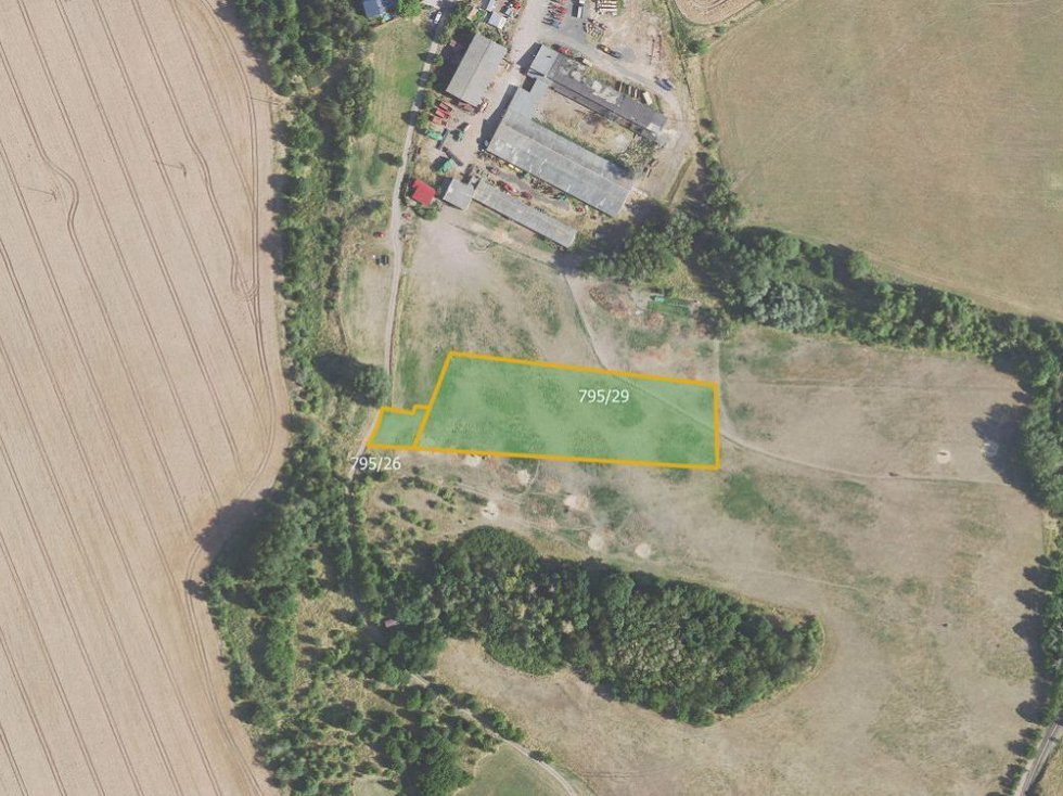 Prodej louky 13071 m², Petrovice