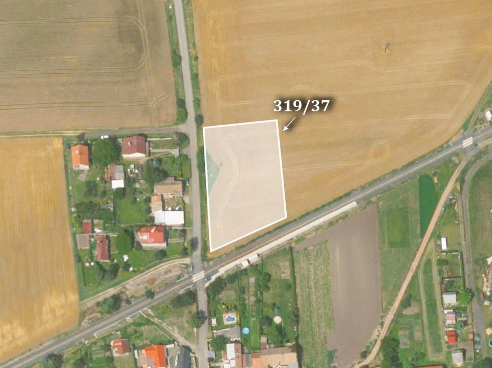 Prodej zemědělské půdy 27938 m², Libochovice