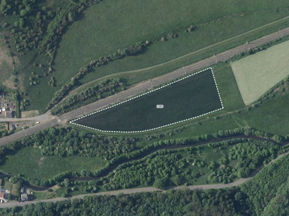Prodej zemědělské půdy 7665 m², Hostomice
