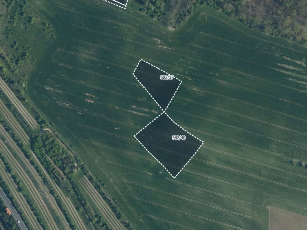 Prodej zemědělské půdy 17610 m², Mělník