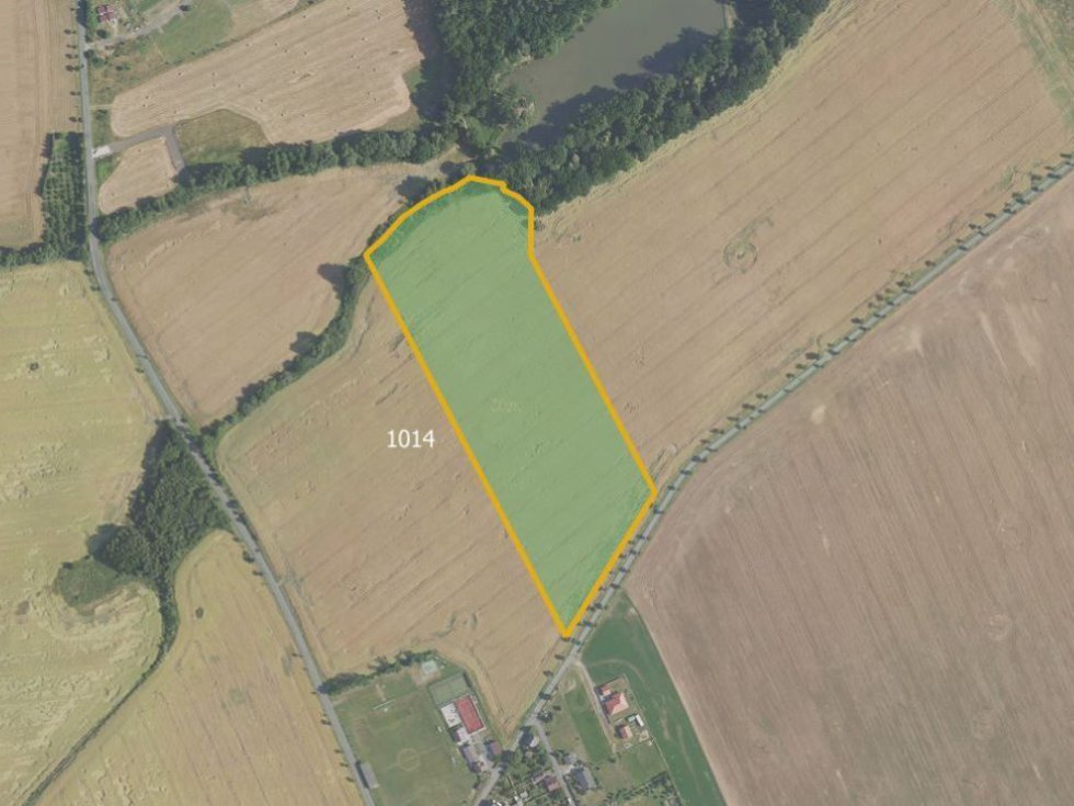 Prodej zemědělské půdy 67756 m², Podluhy