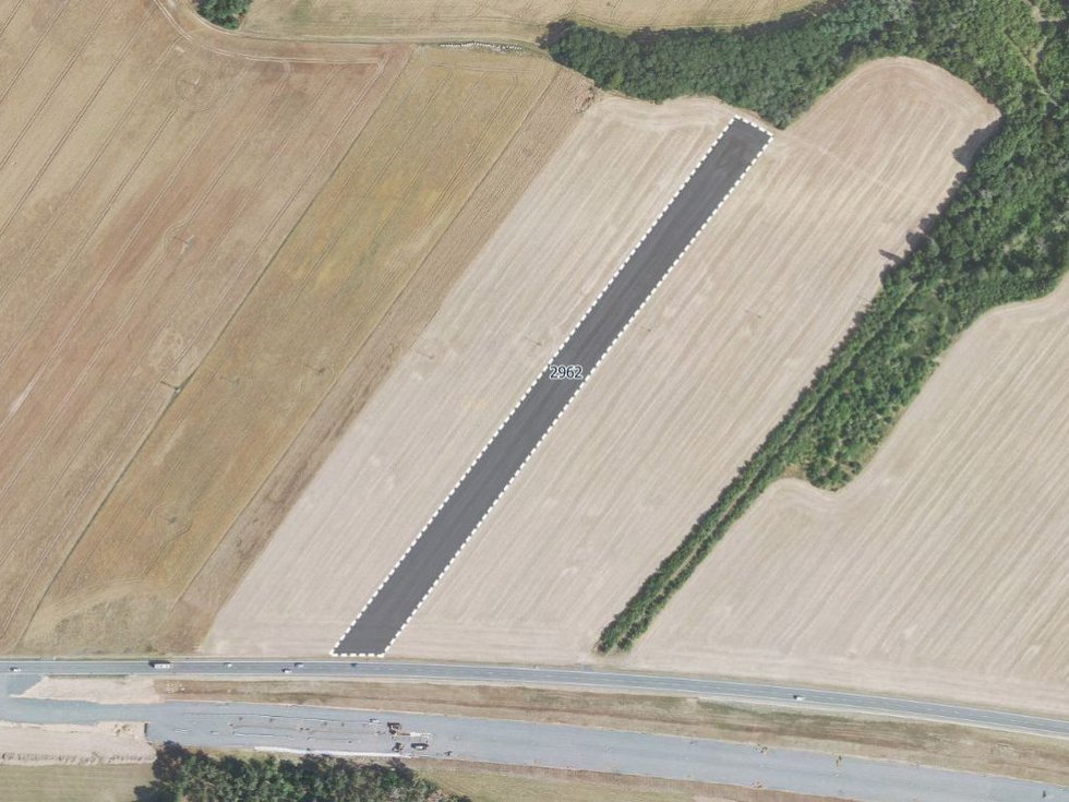 Prodej zemědělské půdy 15875 m², Nesuchyně