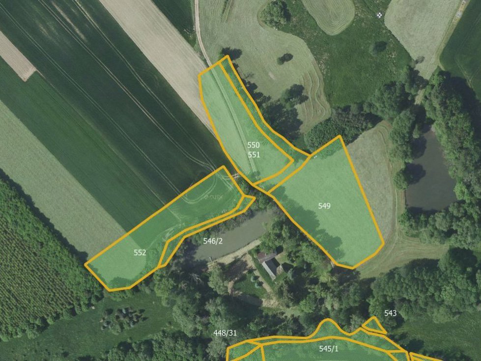 Prodej zemědělské půdy 90672 m², Neustupov