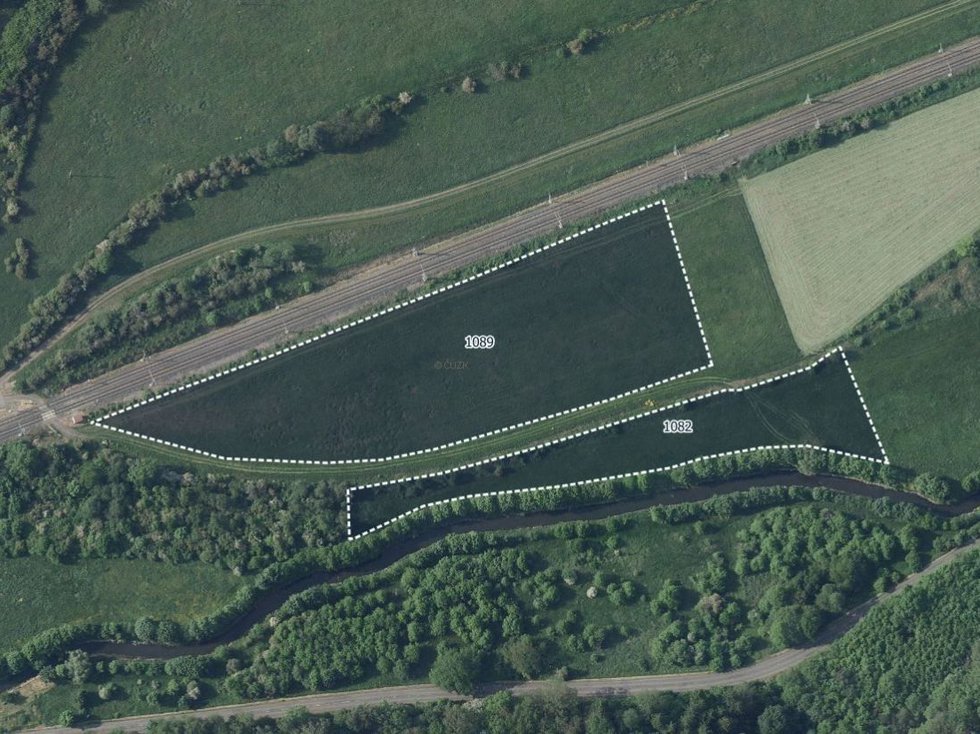 Prodej zemědělské půdy 10385 m², Hostomice