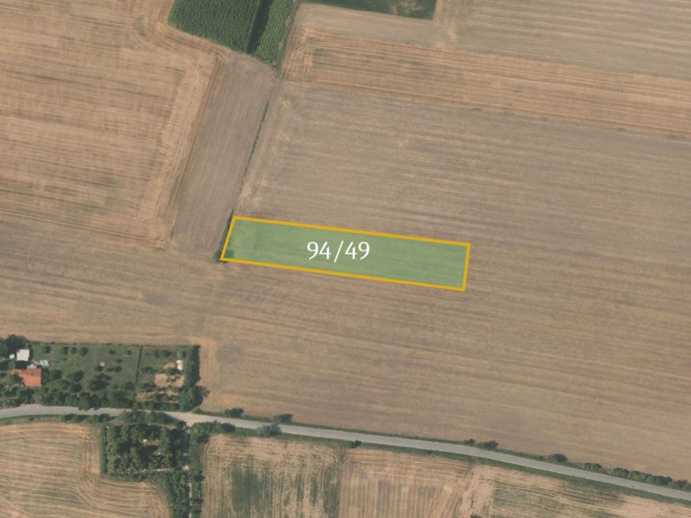 Prodej zemědělské půdy 1942 m², Slaný