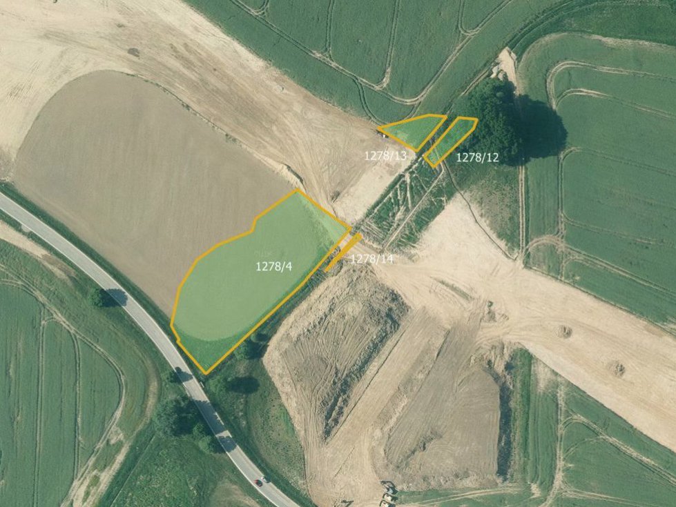 Prodej zemědělské půdy 5354 m², Lišov
