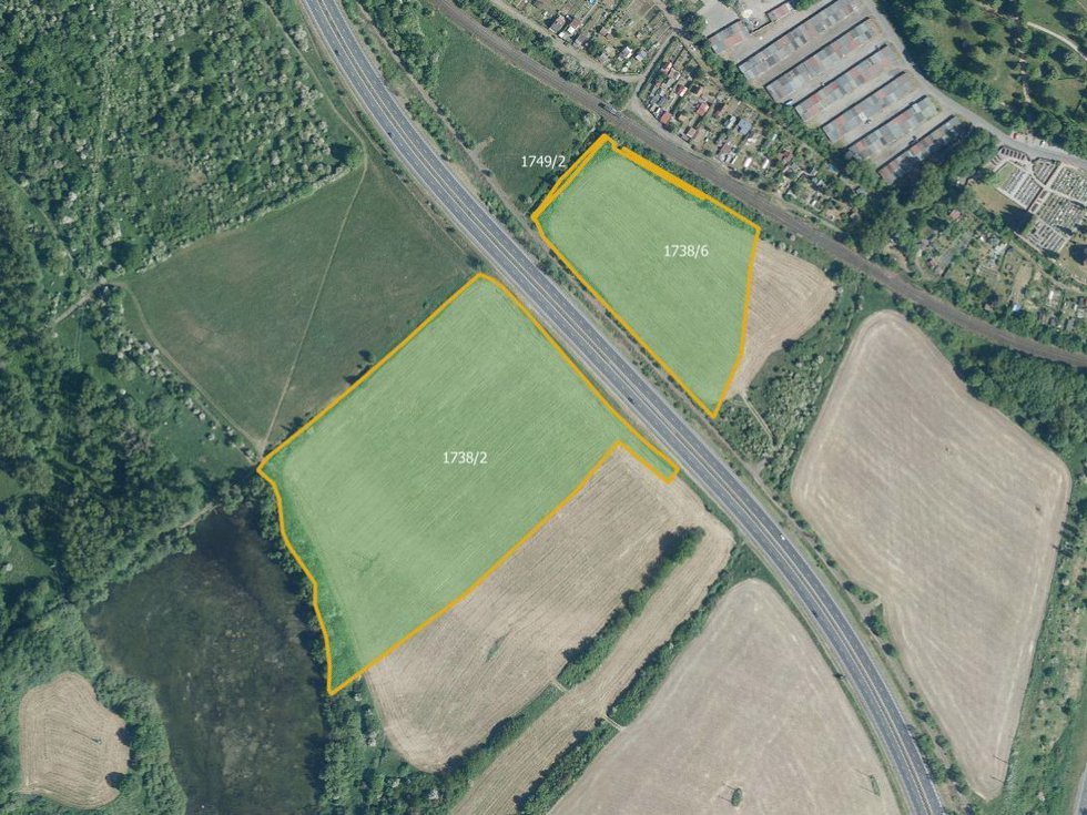 Prodej louky 55877 m², Ostrov