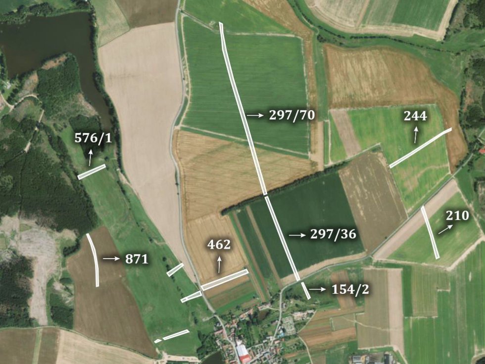 Prodej zemědělské půdy 36842 m², Předín