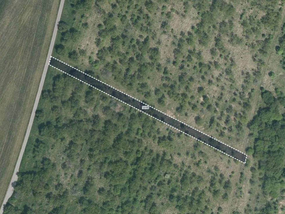 Prodej zahrady 681 m², Lovčice