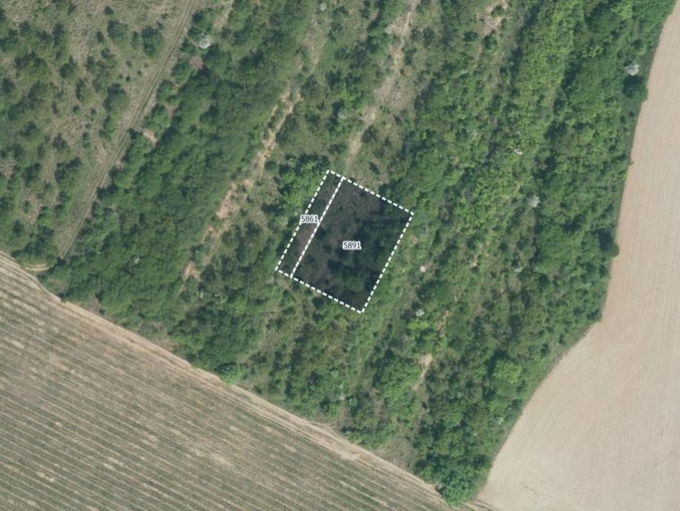 Prodej zahrady 662 m², Lovčice