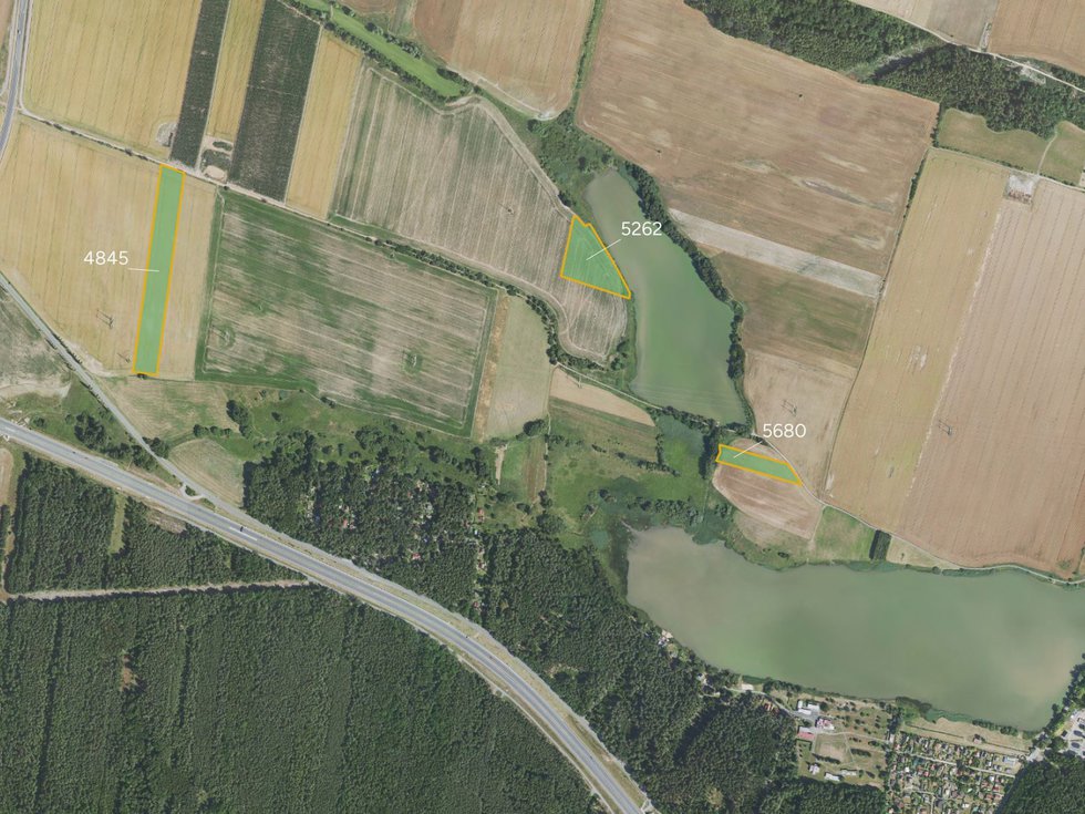 Prodej zemědělské půdy 35229 m², Řevničov
