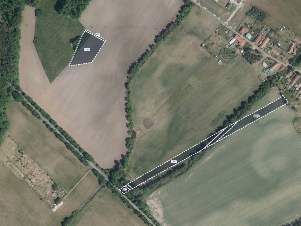 Prodej zemědělské půdy 19282 m², Živanice