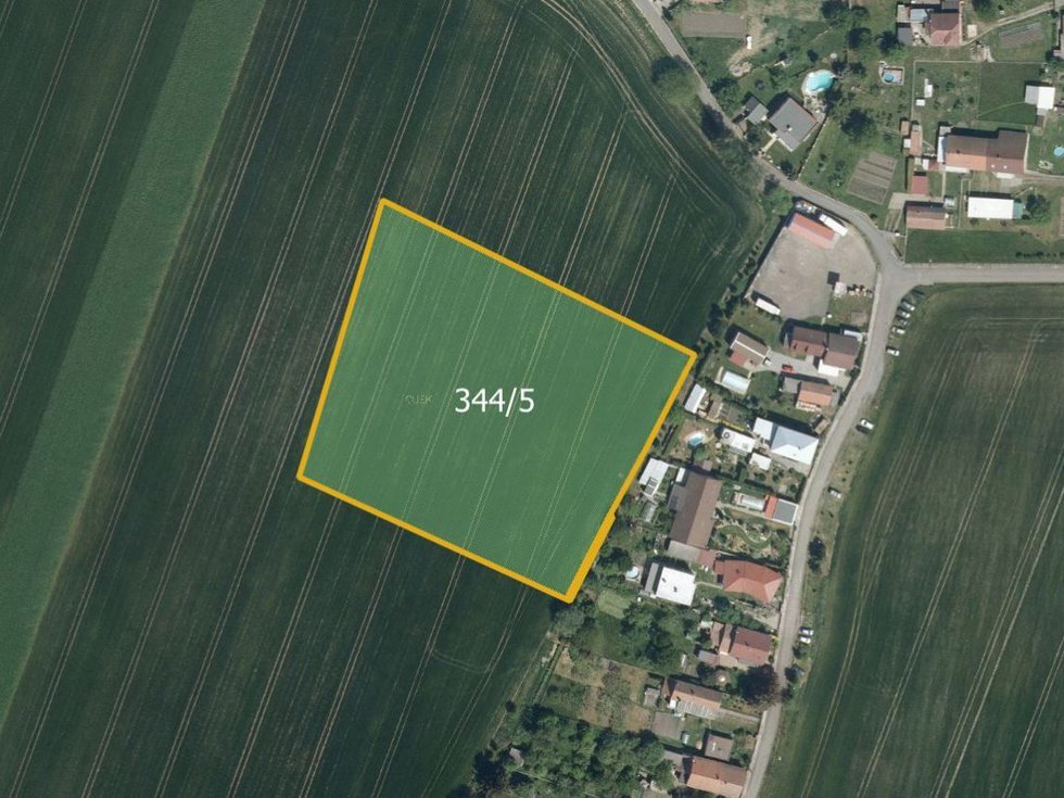 Prodej zemědělské půdy 14290 m², Pardubice