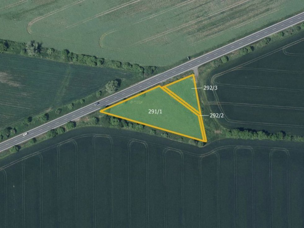 Prodej zemědělské půdy 3167 m², Jenčice