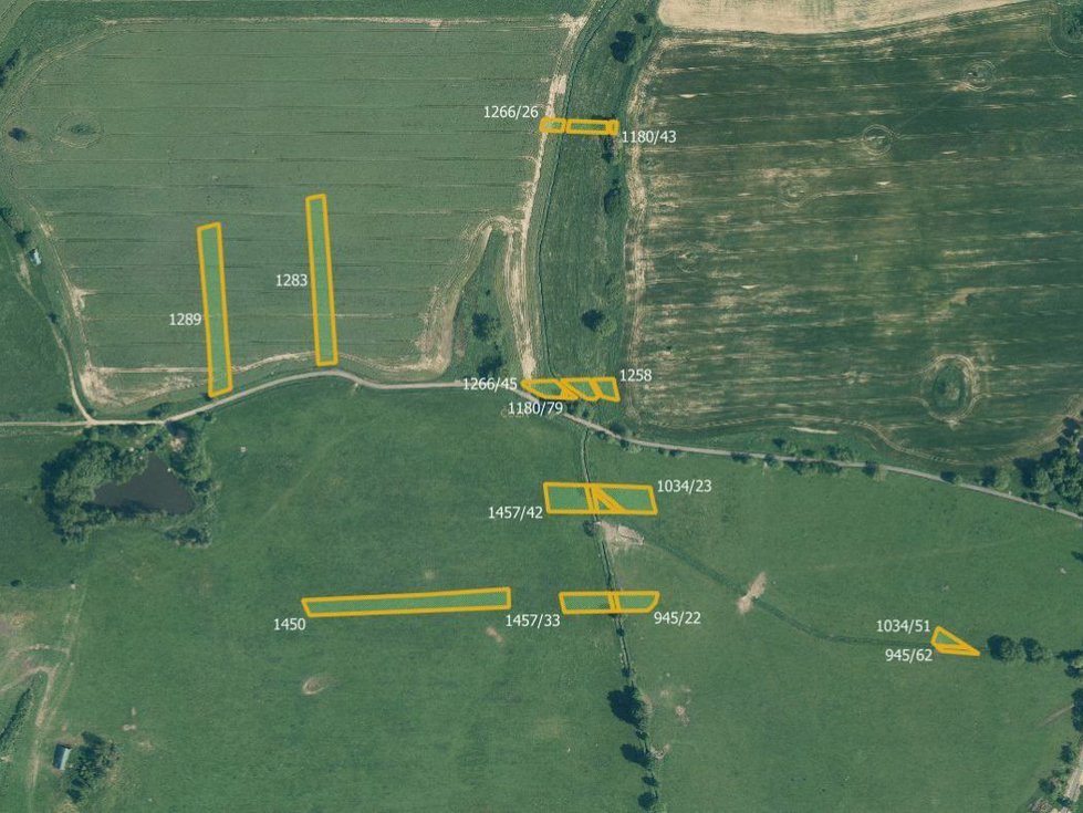 Prodej zemědělské půdy 13768 m², Neurazy