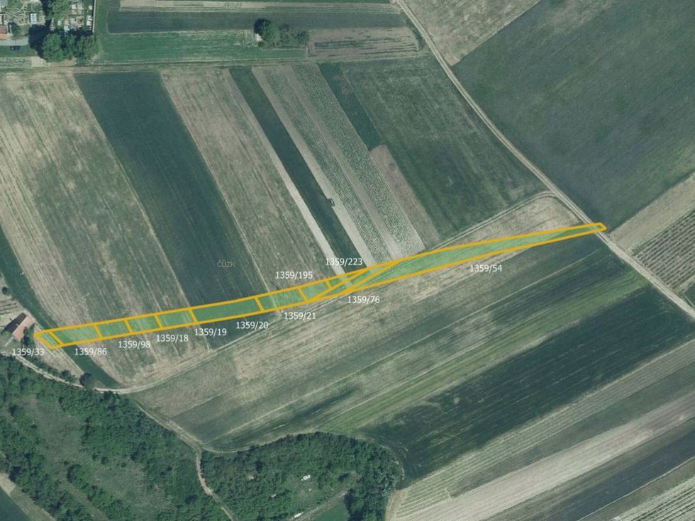 Prodej zemědělské půdy 23972 m², Dambořice