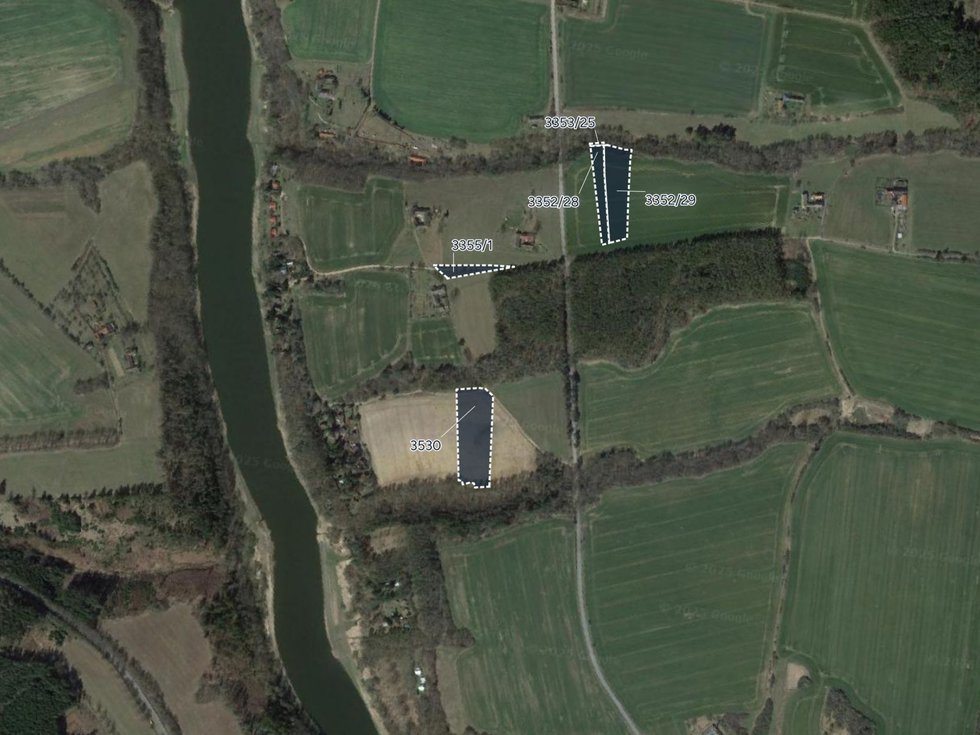 Prodej zemědělské půdy 13017 m², Chrášťany