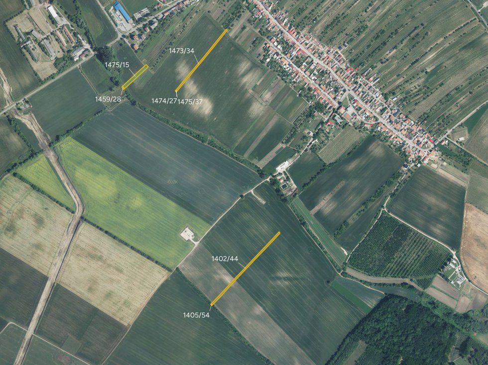 Prodej zemědělské půdy 9028 m², Starý Poddvorov