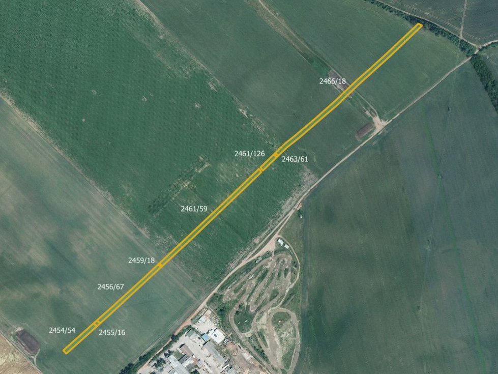 Prodej zemědělské půdy 6109 m², Dubňany