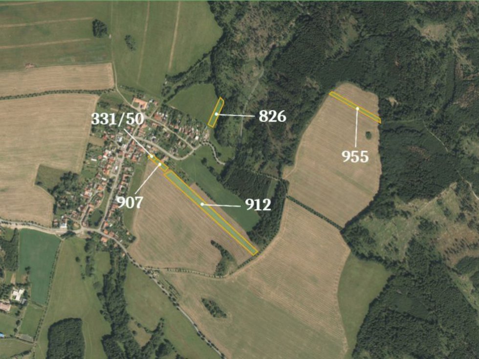 Prodej zemědělské půdy 16501 m², Lipová